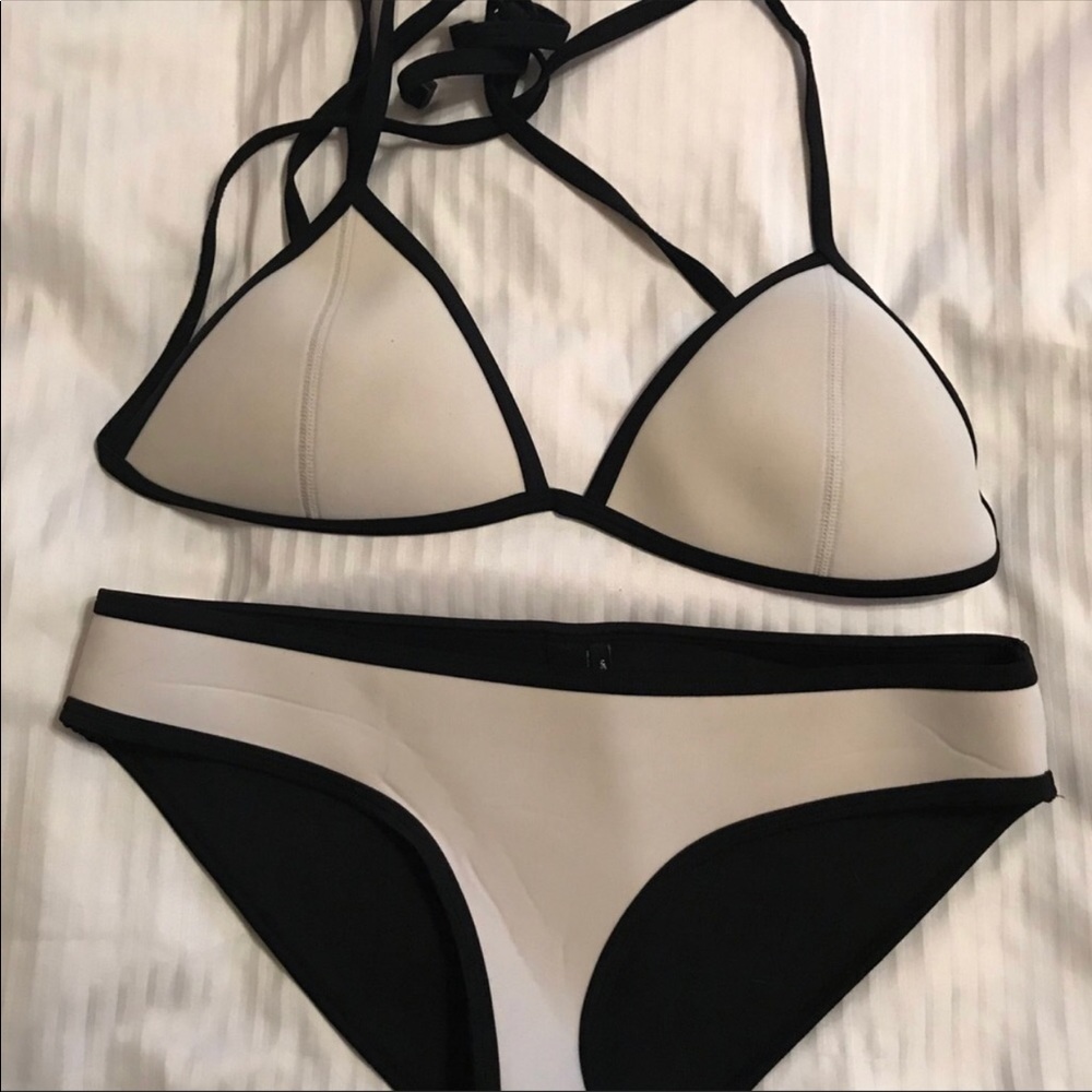 Bathing suit